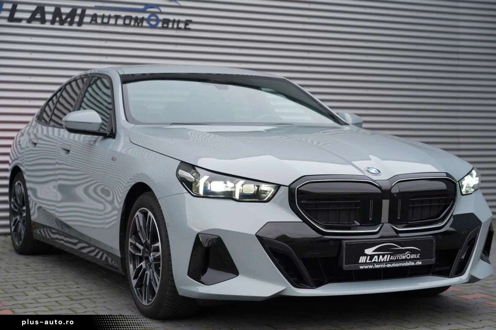 BMW 520d xDrive M Sport ICONIC 360 HUD MEMO H&K KEY