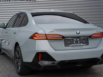 BMW 520d xDrive M Sport ICONIC 360 HUD MEMO H&K KEY