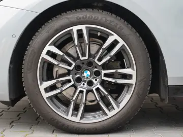 BMW 520d xDrive M Sport ICONIC 360 HUD MEMO H&K KEY