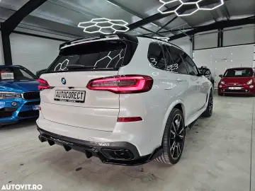 BMW X5 M M50i