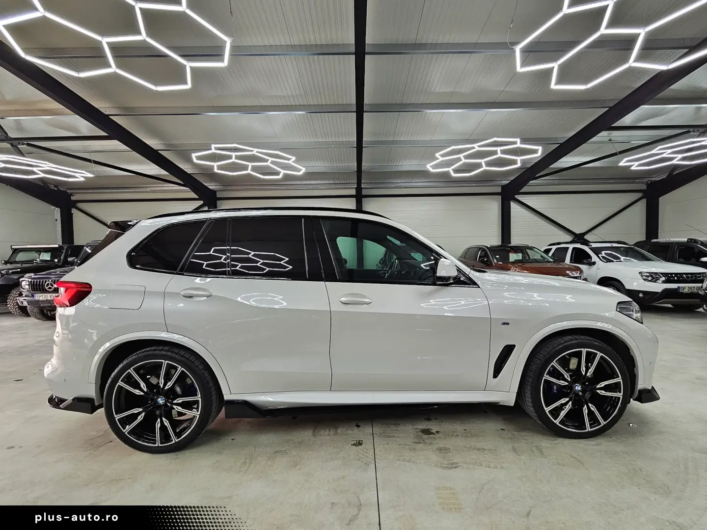 BMW X5 M M50i