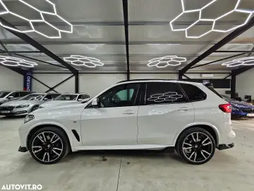 BMW X5 M M50i