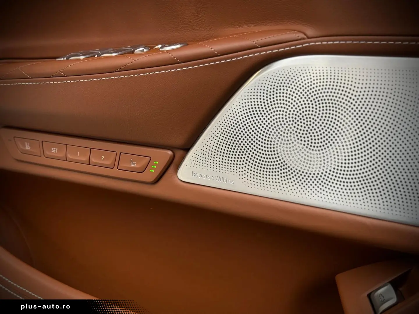 BMW 740dL Lang M Sport Lounge Tisch 3xTV B&W 100%Vol