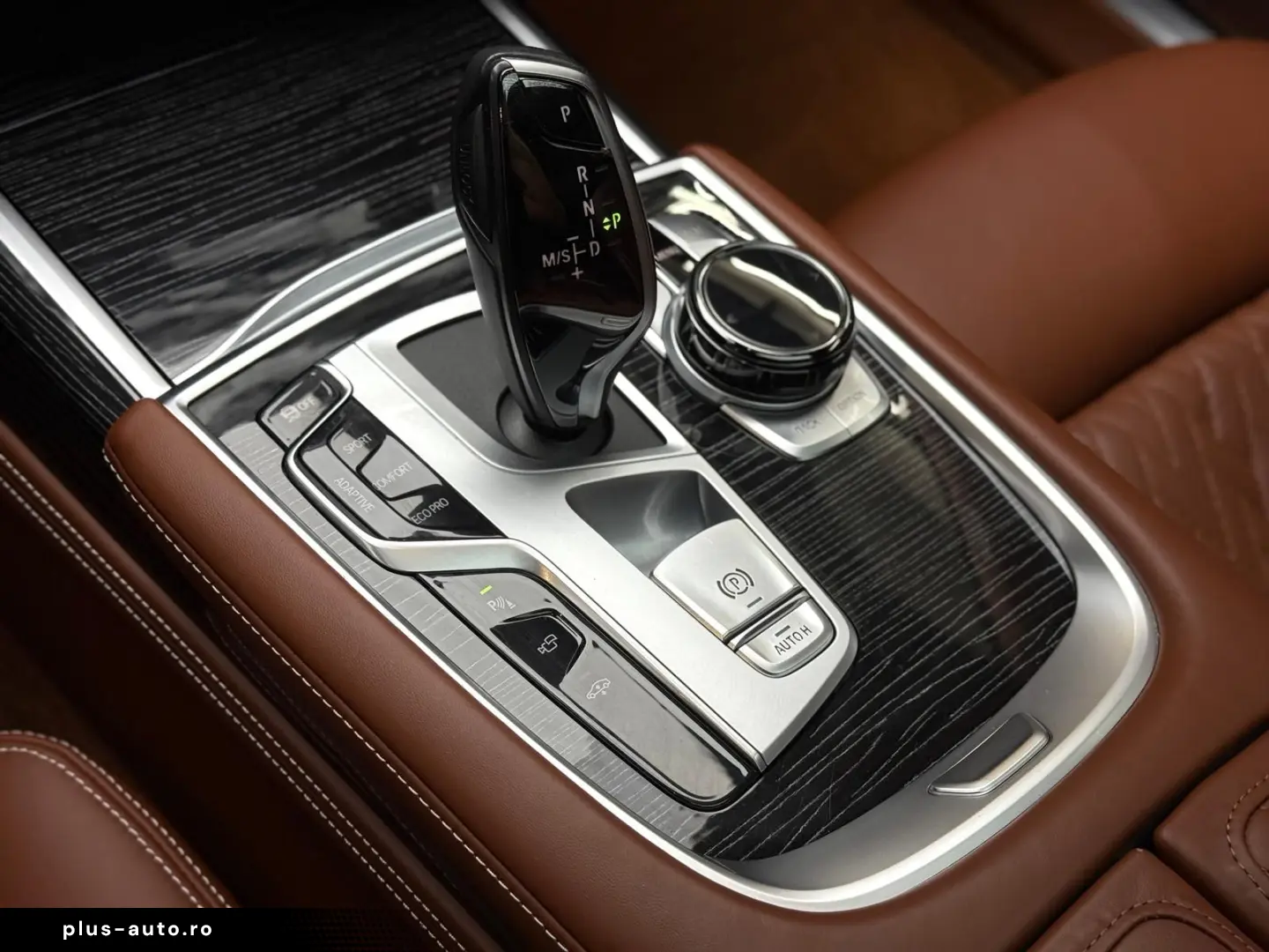 BMW 740dL Lang M Sport Lounge Tisch 3xTV B&W 100%Vol