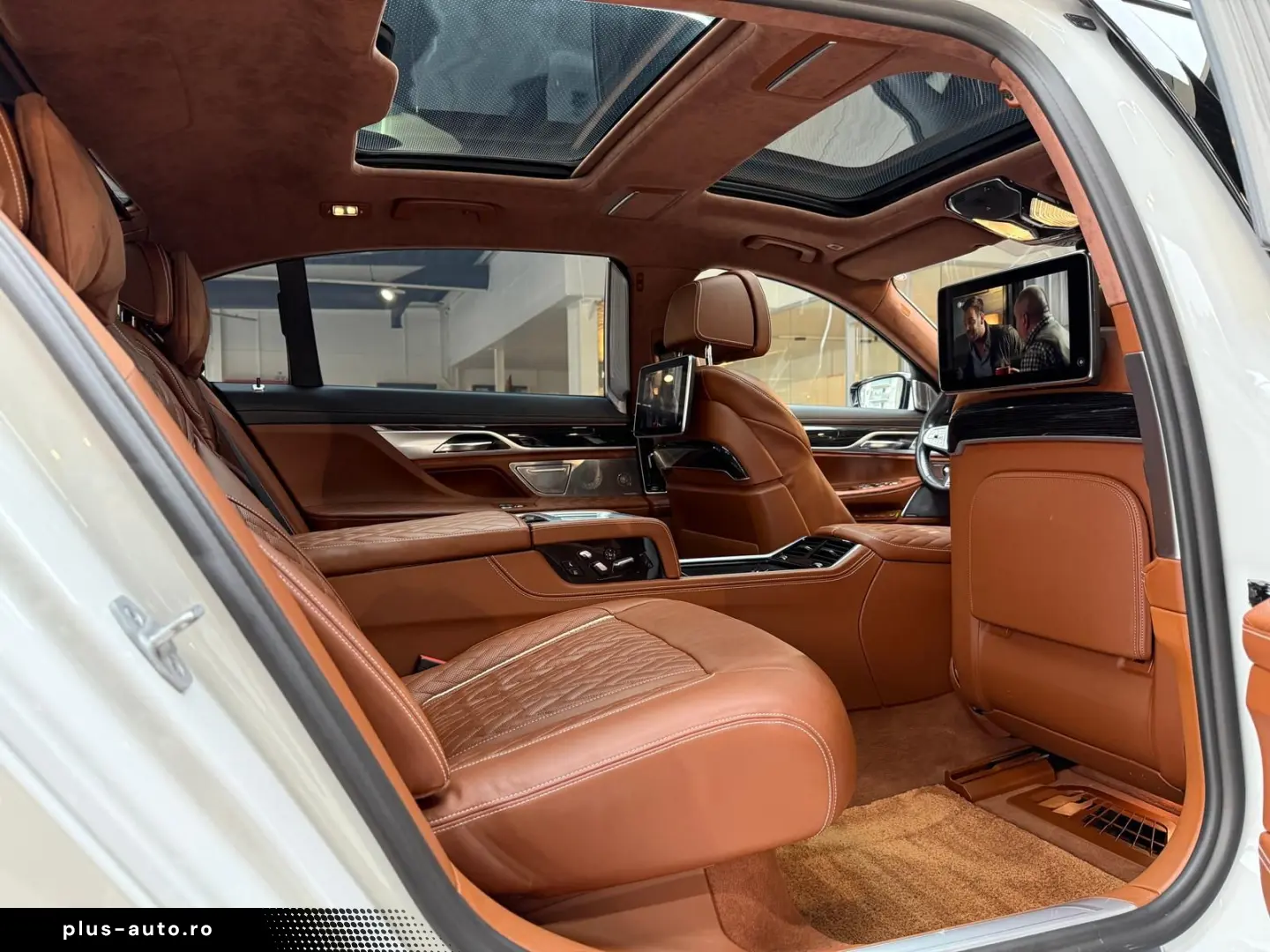 BMW 740dL Lang M Sport Lounge Tisch 3xTV B&W 100%Vol