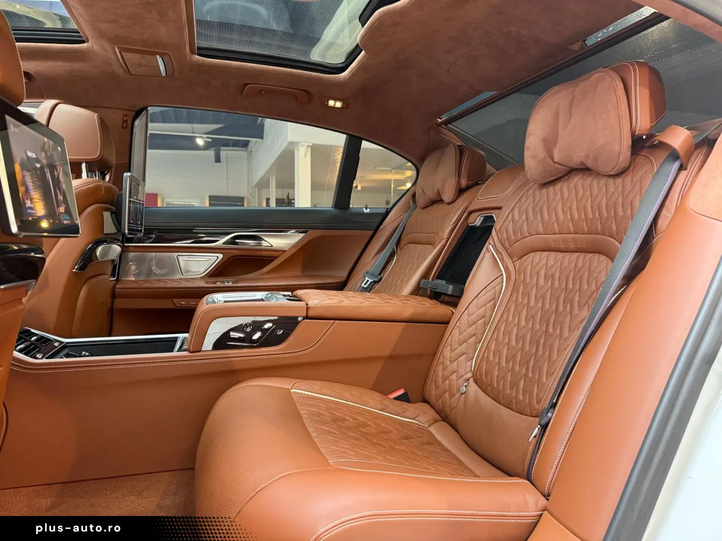 BMW 740dL Lang M Sport Lounge Tisch 3xTV B&W 100%Vol