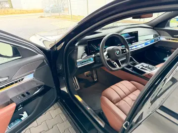 BMW 740d xDrive M Sportpaket Individual