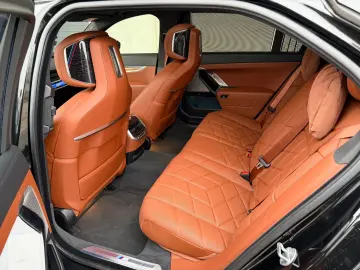 BMW 740d xDrive M Sportpaket Individual