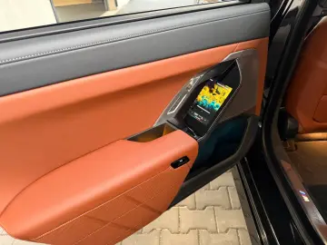 BMW 740d xDrive M Sportpaket Individual