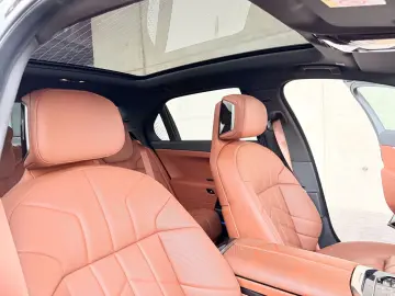 BMW 740d xDrive M Sportpaket Individual