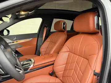 BMW 740d xDrive M Sportpaket Individual