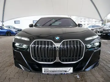 BMW 740d xDrive M SPORT B&W 360  STDHZG SKY  ICONICG