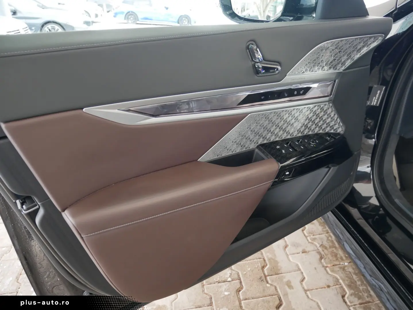 BMW 740d xDrive M SPORT B&W 360  STDHZG SKY  ICONICG