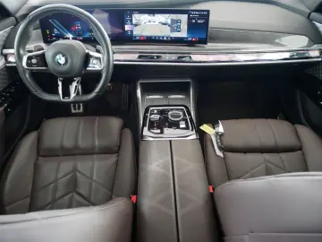 BMW 740d xDrive M SPORT B&W 360  STDHZG SKY  ICONICG