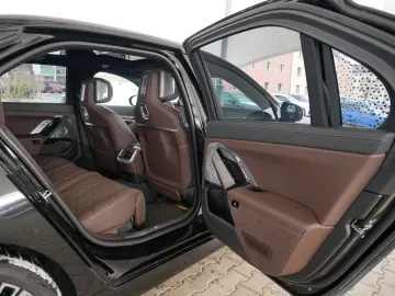 BMW 740d xDrive M SPORT B&W 360  STDHZG SKY  ICONICG