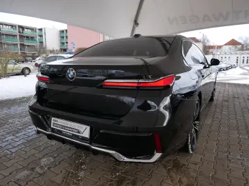 BMW 740d xDrive M SPORT B&W 360  STDHZG SKY  ICONICG