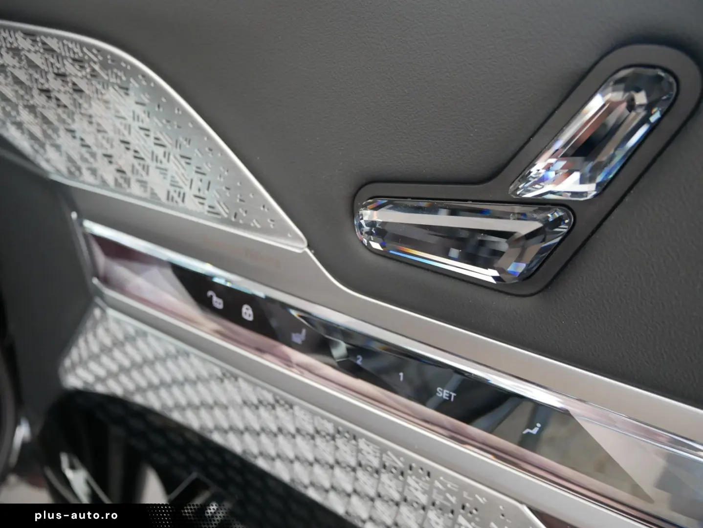 BMW 740d xDrive M SPORT B&W 360  STDHZG SKY  ICONICG