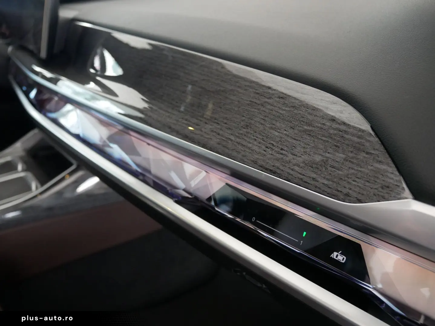 BMW 740d xDrive M SPORT B&W 360  STDHZG SKY  ICONICG