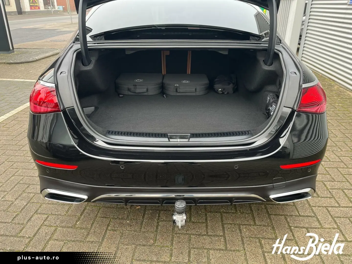 MERCEDES-BENZ E 300 e 4M AMG Prem  20  Pano Bur Dig.&hellip;