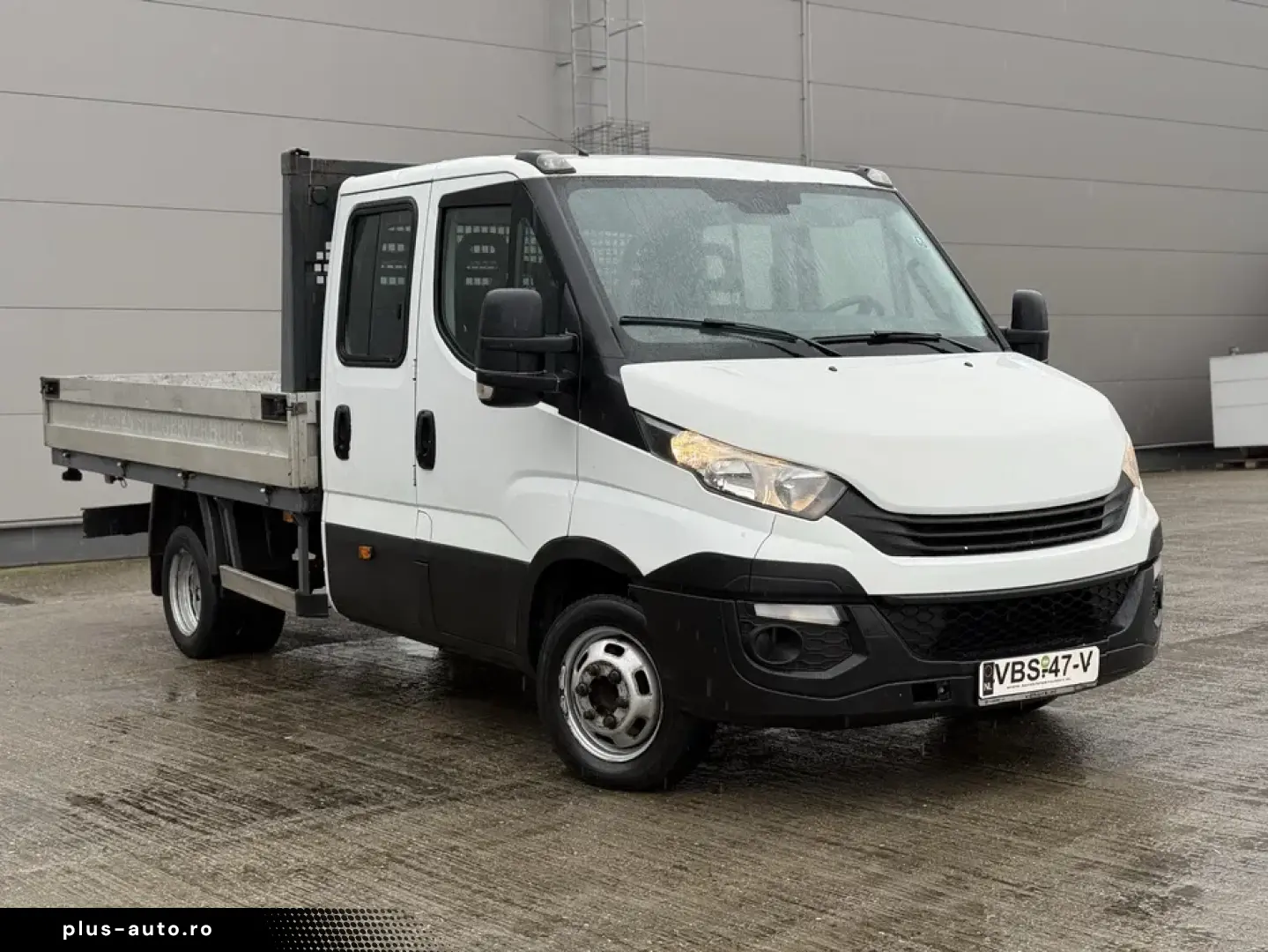 Iveco Daily Doka 6 locuri 2017 CLIMA PUNTE DUBLA