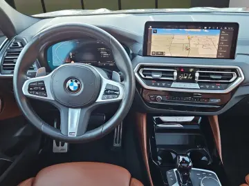 BMW X4 xDrive20i M-SPORT LASER NAVI PANO SHZ 19