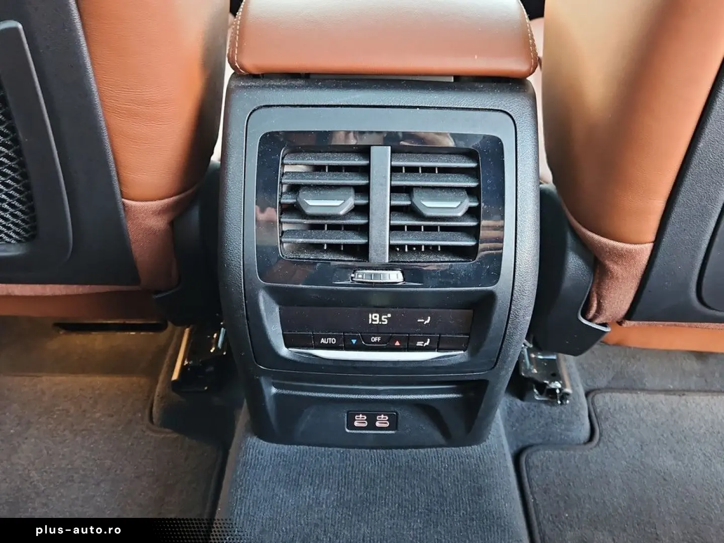 BMW X4 xDrive20i M-SPORT LASER NAVI PANO SHZ 19