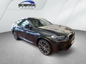 BMW X4 M40i M Paket Winterpaket Navi  AHK Panoramada