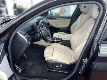 BMW X4 M40i M Paket Winterpaket Navi  AHK Panoramada