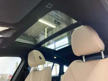 BMW X4 M40i M Paket Winterpaket Navi  AHK Panoramada