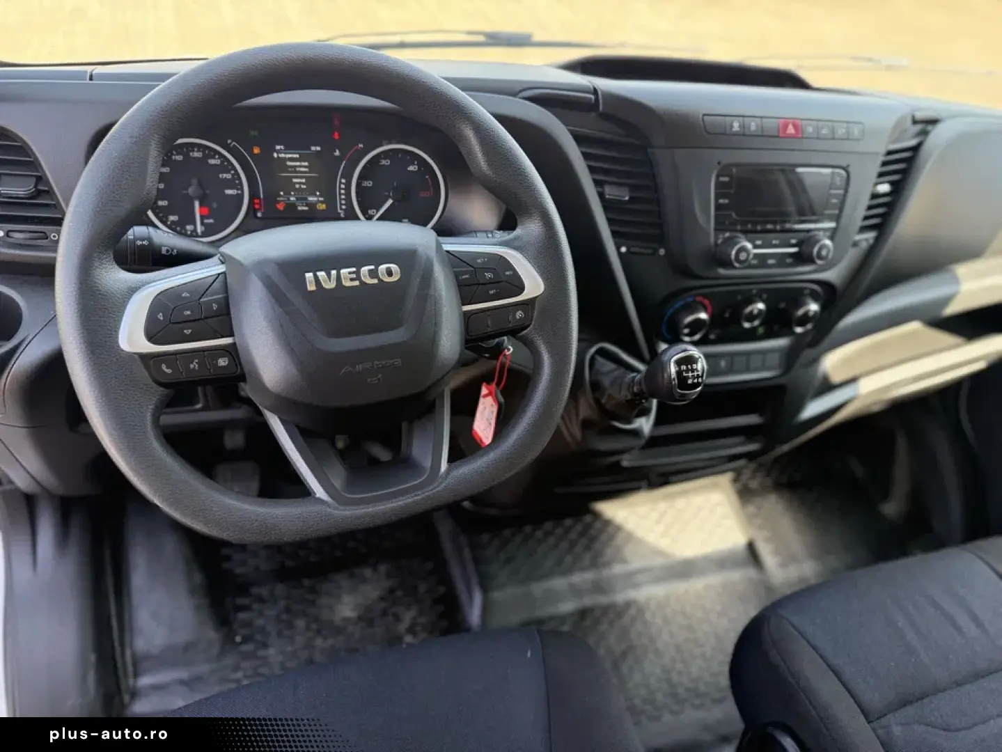 Iveco Daily Flexbox 35S14