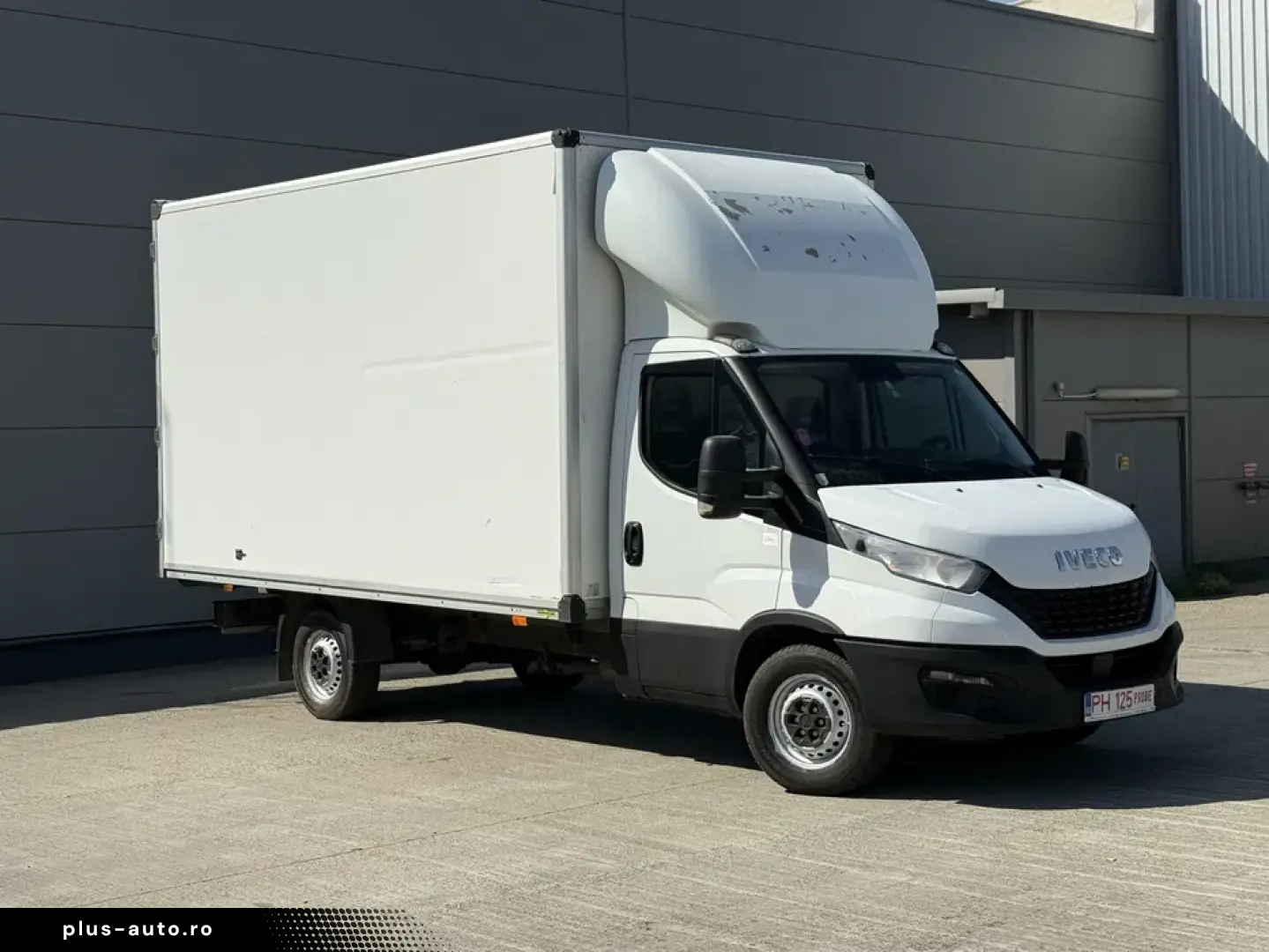 Iveco Daily Flexbox 35S14