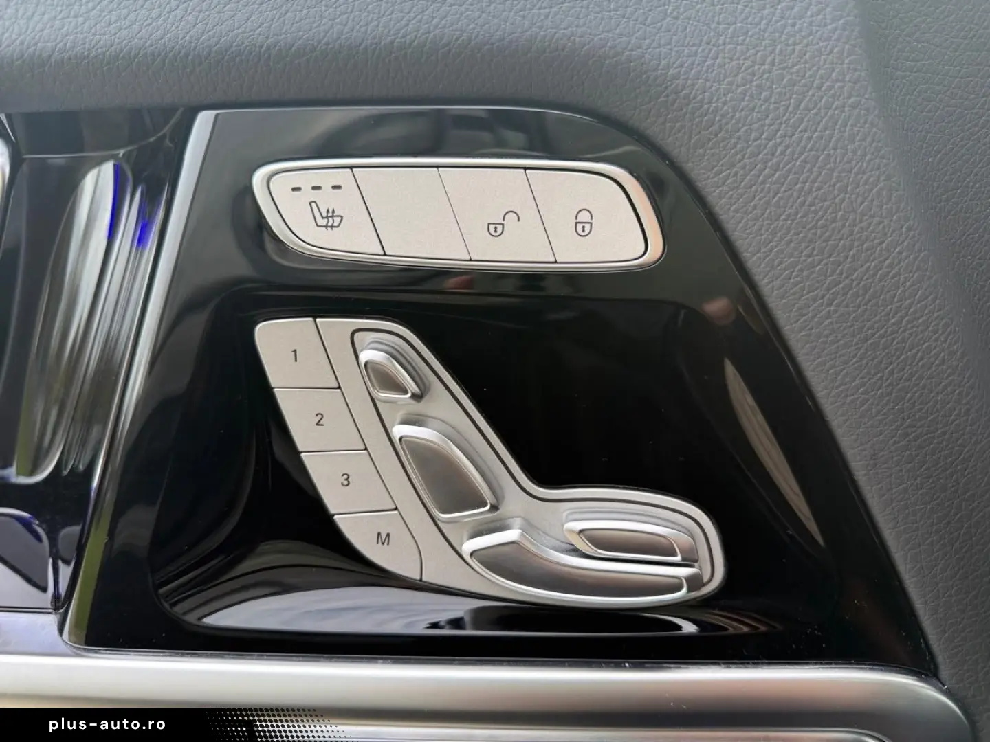 MERCEDES-BENZ G 450 d AMG Night StHzg AHK SHD MANUFA&hellip;