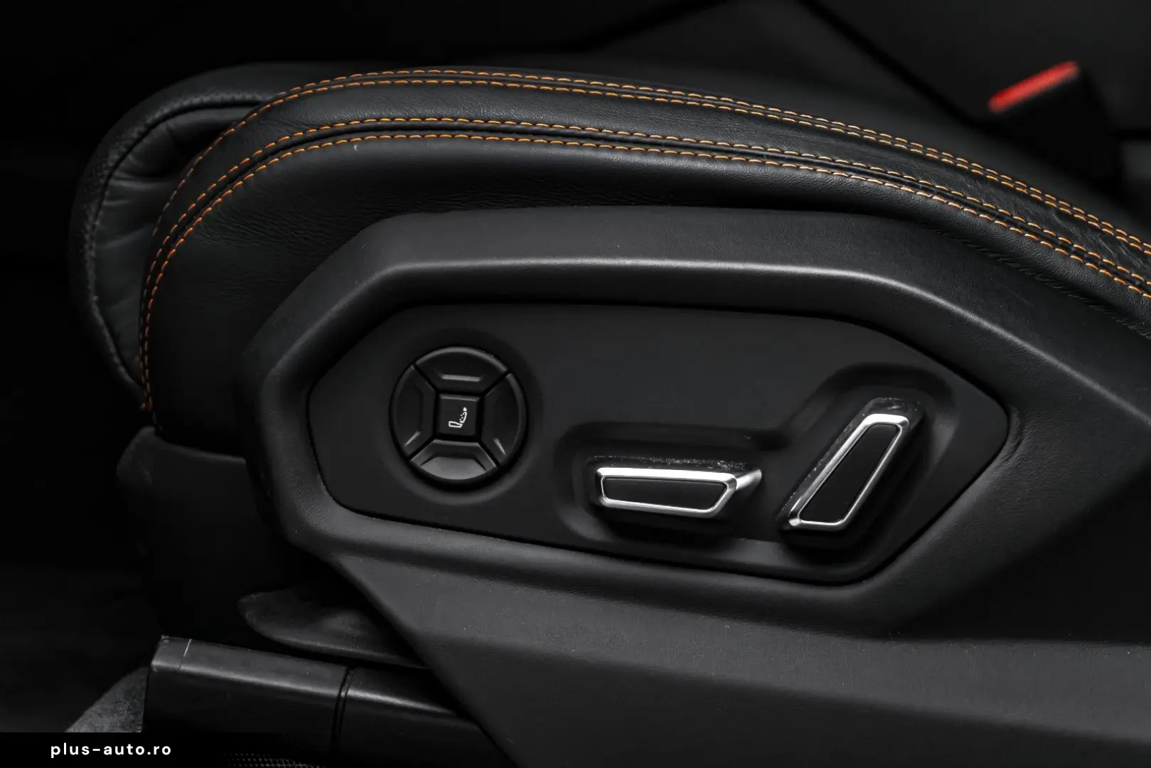 LAMBORGHINI Urus 4.0 V8