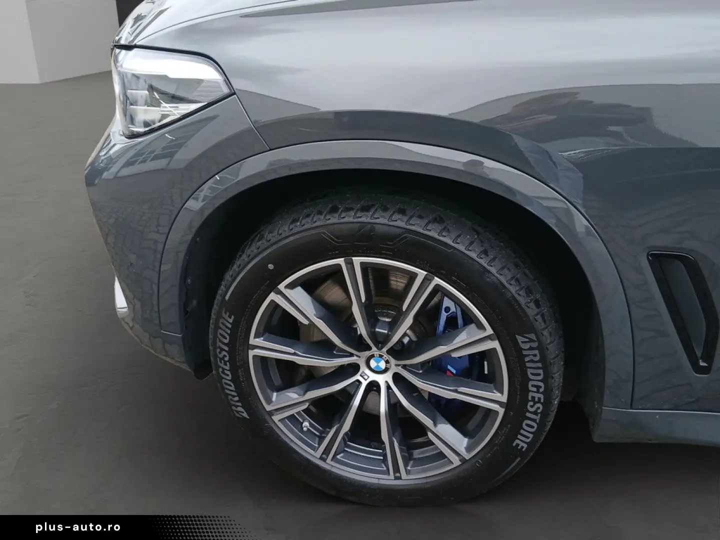 BMW X5 xDrive40d M-SPORT LED NAVI STANDH 360  20