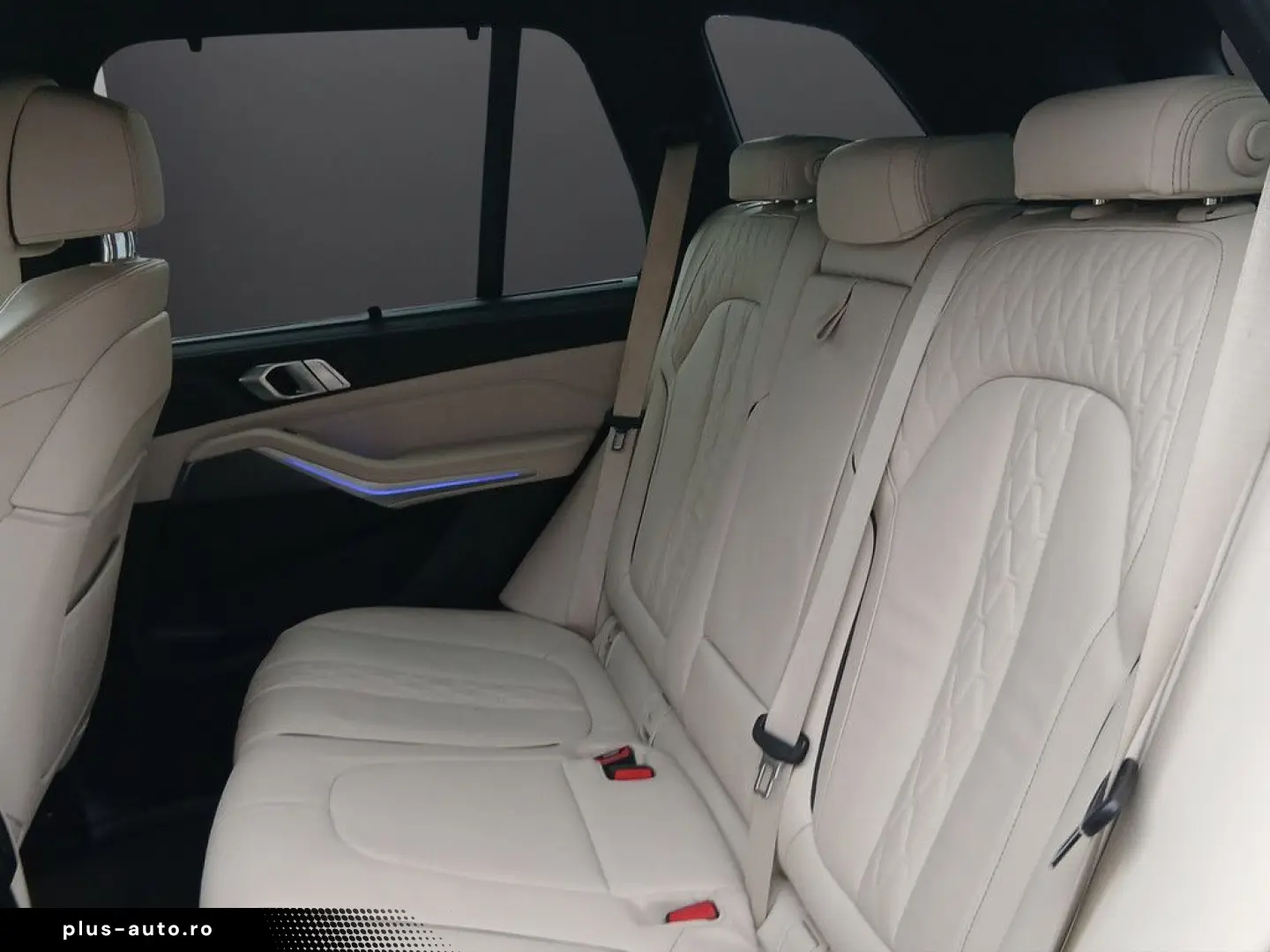 BMW X5 xDrive40d M-SPORT LED NAVI STANDH 360  20