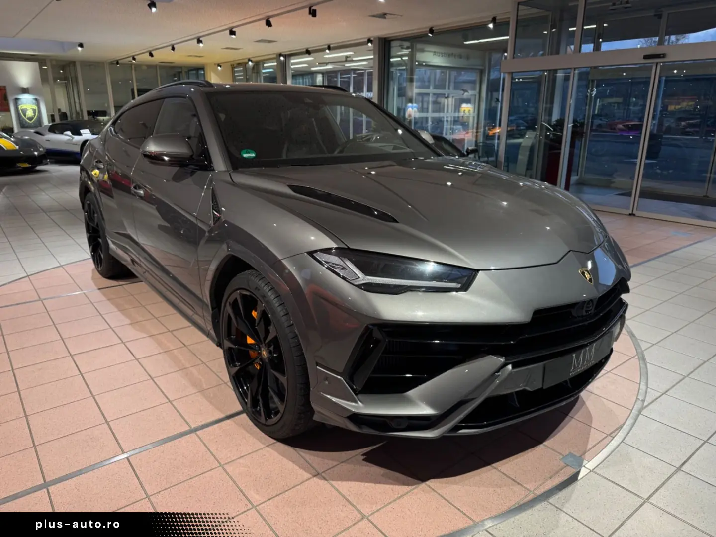 LAMBORGHINI Urus S PANORAMA B&O STYLE AKRAPOVIC