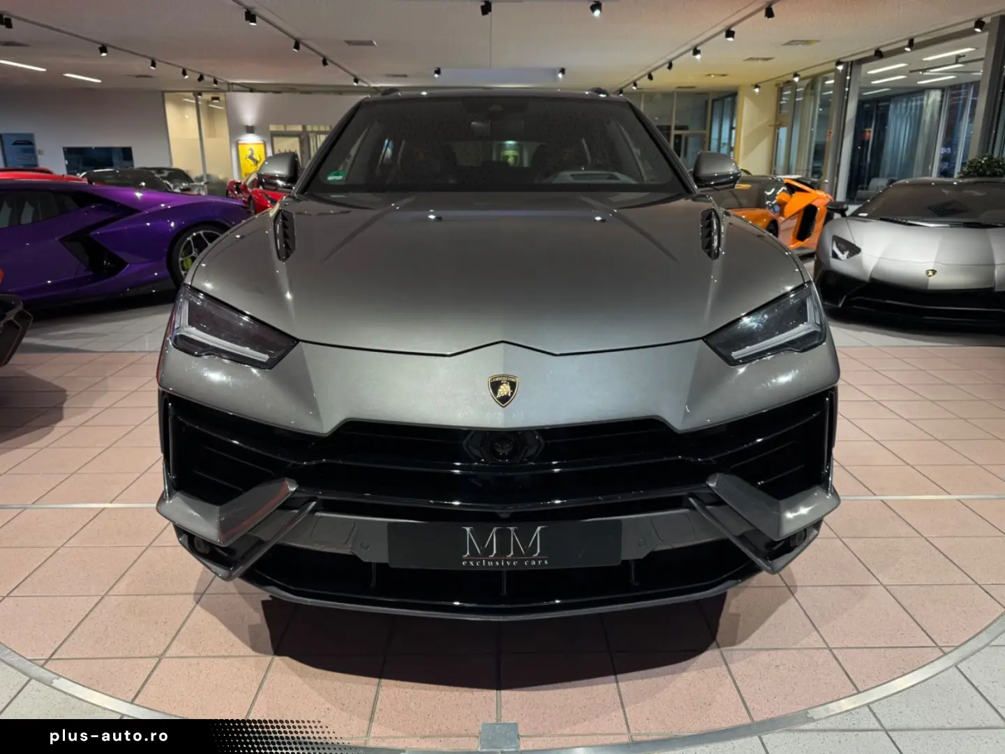 LAMBORGHINI Urus S PANORAMA B&O STYLE AKRAPOVIC