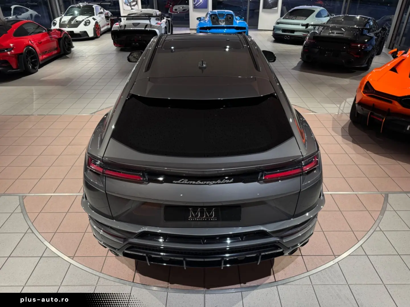 LAMBORGHINI Urus S PANORAMA B&O STYLE AKRAPOVIC