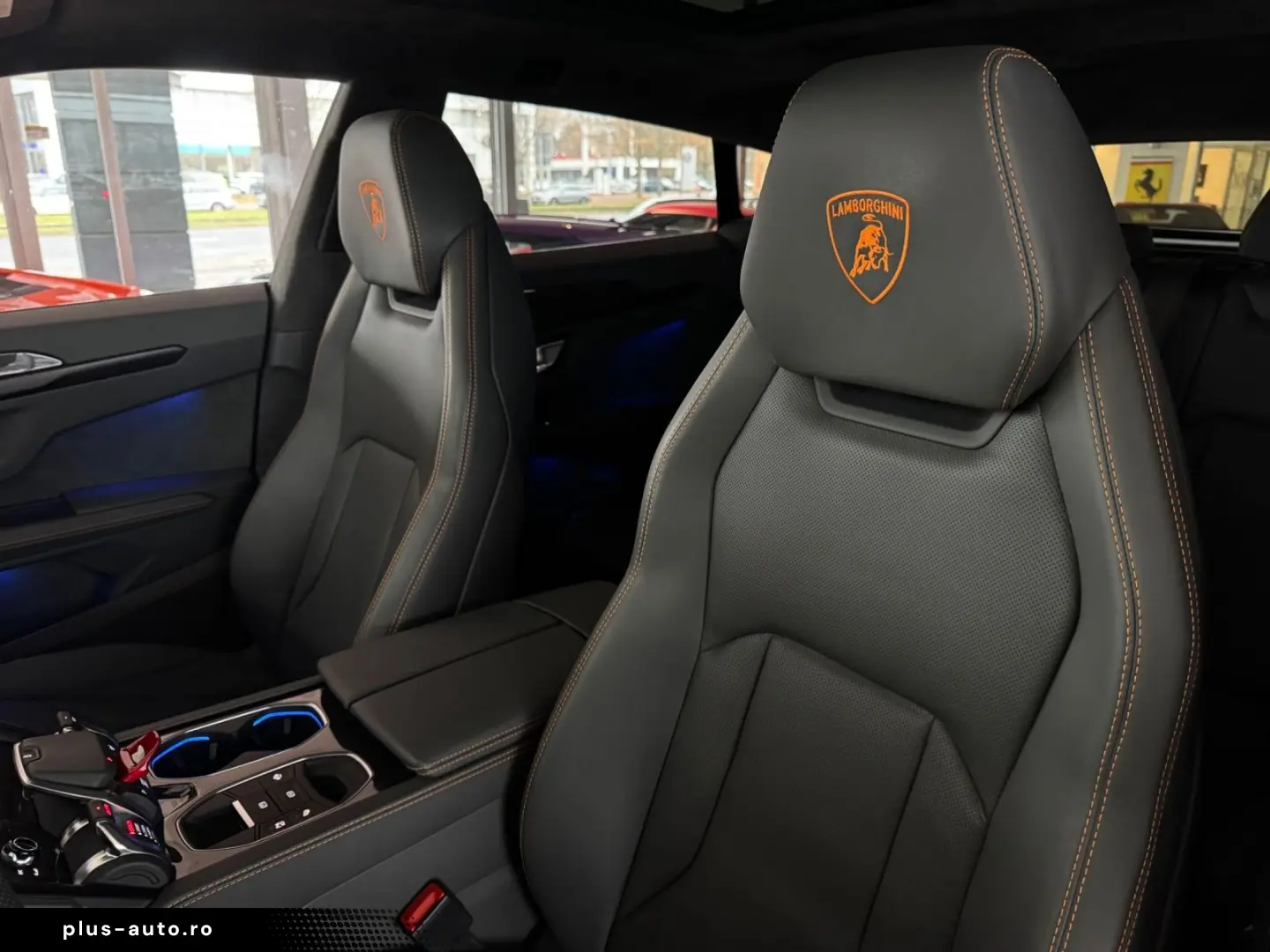LAMBORGHINI Urus S PANORAMA B&O STYLE AKRAPOVIC