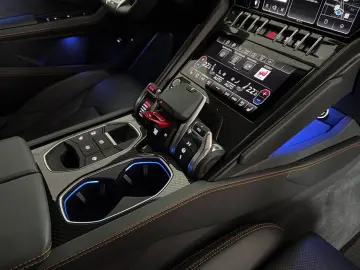LAMBORGHINI Urus S PANORAMA B&O STYLE AKRAPOVIC