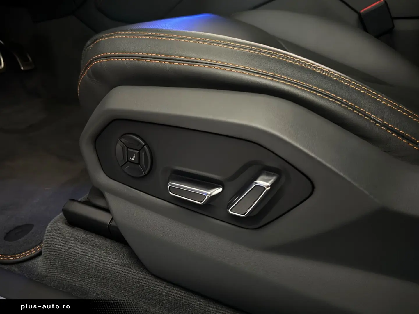 LAMBORGHINI Urus S PANORAMA B&O STYLE AKRAPOVIC