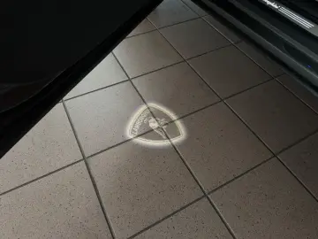 LAMBORGHINI Urus S PANORAMA B&O STYLE AKRAPOVIC