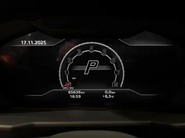 LAMBORGHINI Urus S PANORAMA B&O STYLE AKRAPOVIC