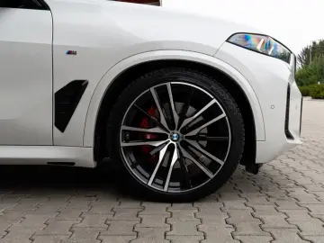 BMW X5 30d M SPORT.MASSAGE.SOFTC.LUFT.SKY.DR.ASS.PRO