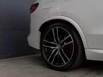 BMW X5 30d M SPORT.MASSAGE.SOFTC.LUFT.SKY.DR.ASS.PRO