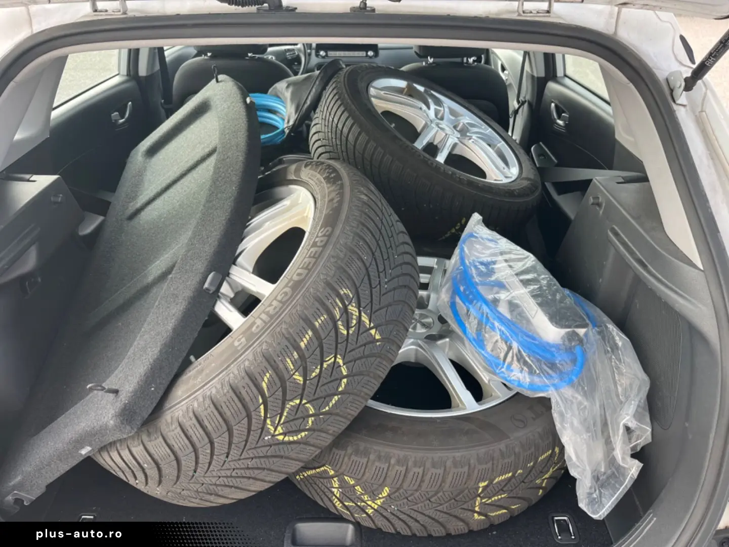 HYUNDAI Kona Elektro 2WD  64 kWh NAV KAM LED