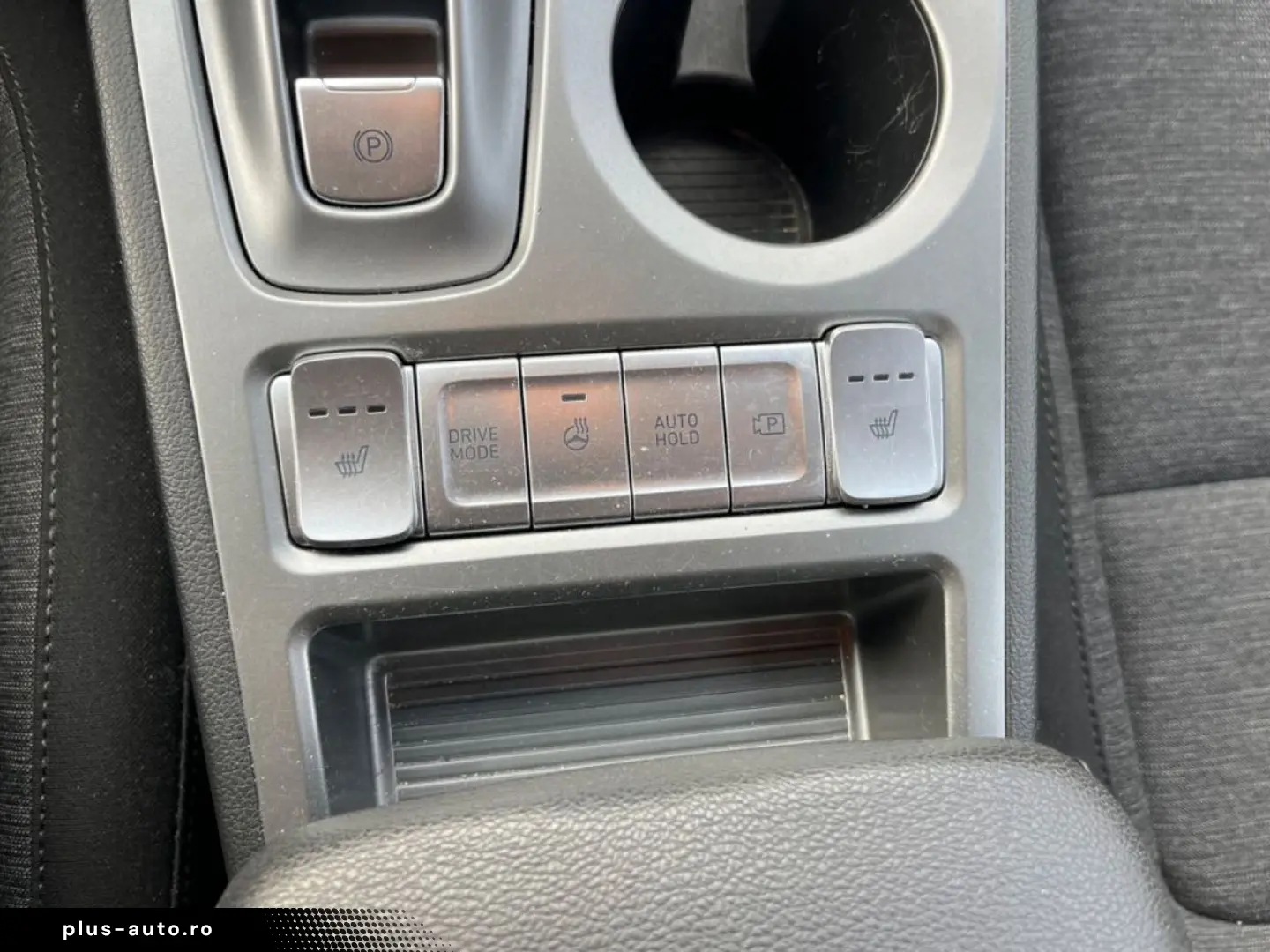 HYUNDAI Kona Elektro 2WD  64 kWh NAV KAM LED