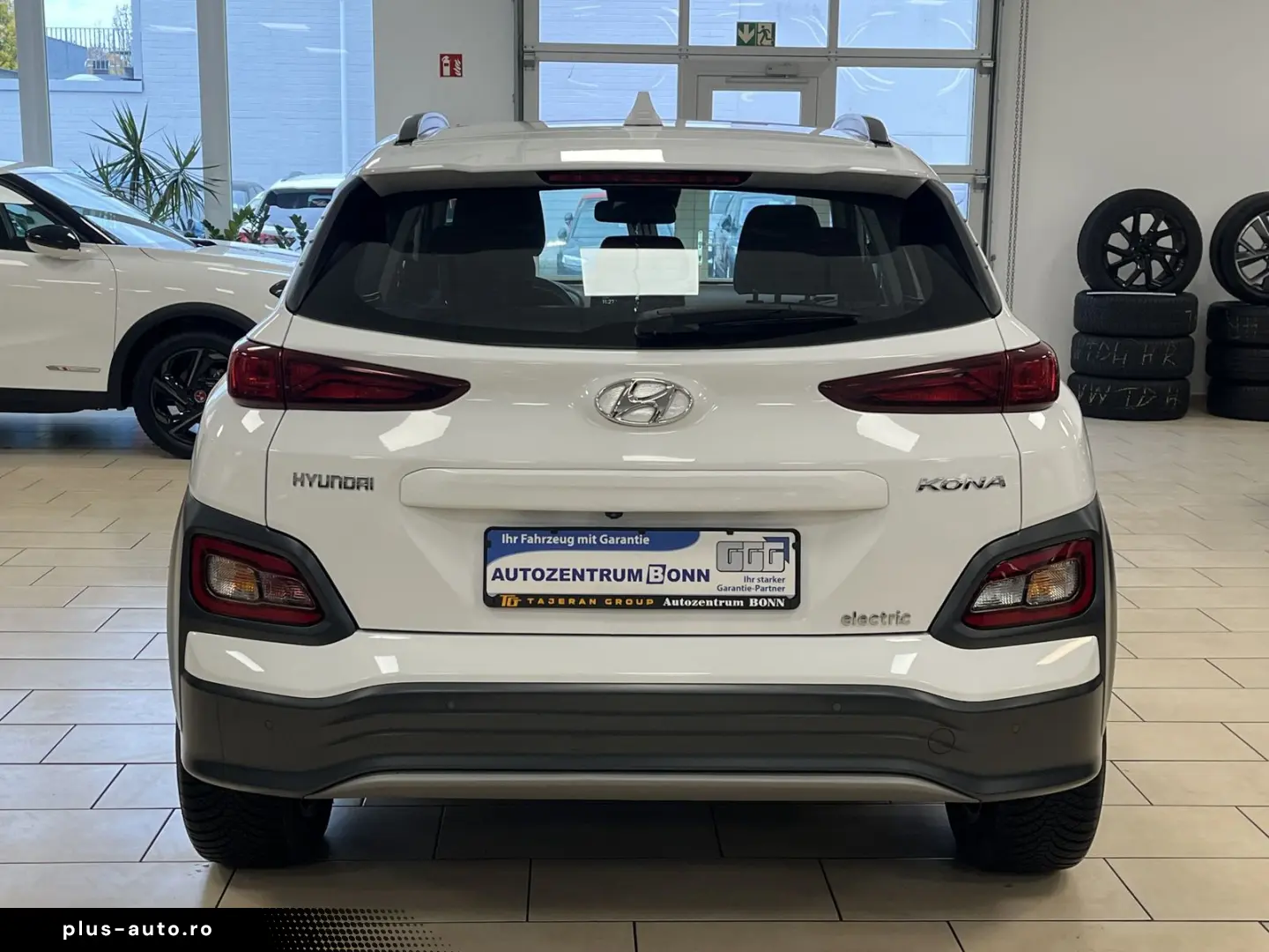 HYUNDAI Kona Trend Elektro 2WD CarPlay Navi R-Cam SOH100