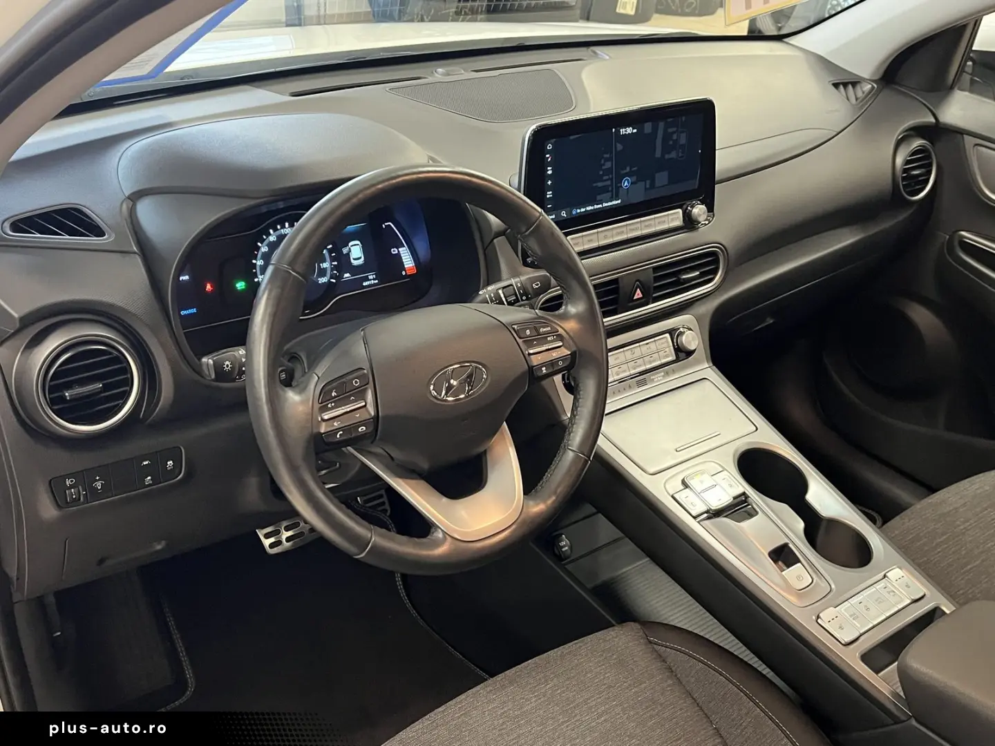HYUNDAI Kona Trend Elektro 2WD CarPlay Navi R-Cam SOH100