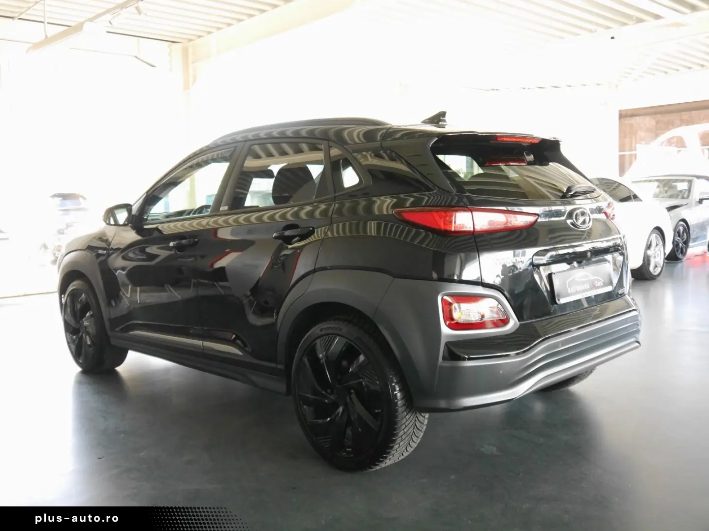 HYUNDAI Kona Style Elektro 2WD 150KW Wärmepumpe Navi ACC
